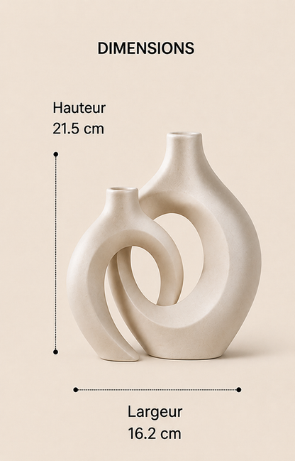 Dimensions du vase décoratif Ensō en céramique beige, hauteur 21,5 cm et largeur 16,2 cm.